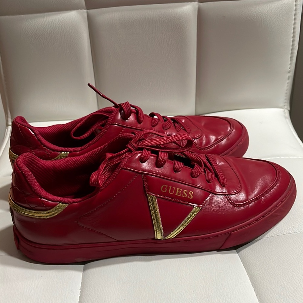 Guess Men’s Casual Red/Gold Shoes Sz. 9 EUR 41